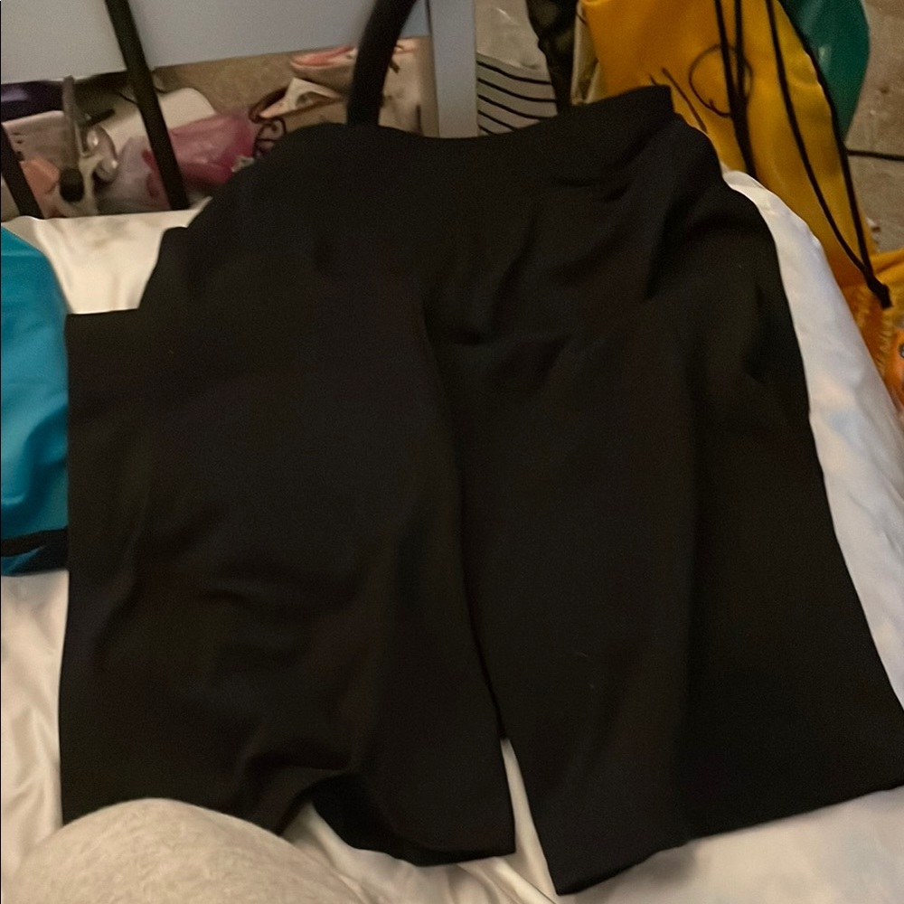 Classic Black Wide-Leg Leggings SO “The Sporty”